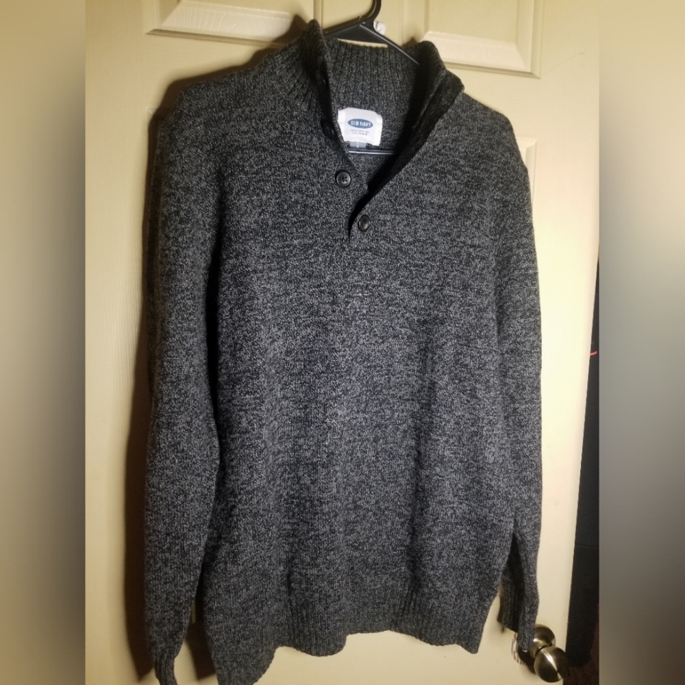 NWOT Mens Old Navy Button Mock-Neck Sweater